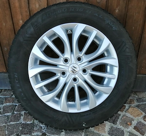 4 Winterreifen auf Alufelgen