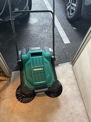 Handkehrmaschine