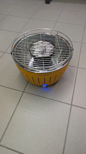 Lotusgrill in Knallorange   Top-Zustand   kaum benutzt Bild 2