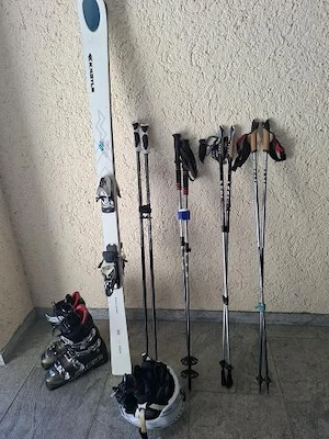 Kästle Ski u. div. Schi- oder Wanderstöcke