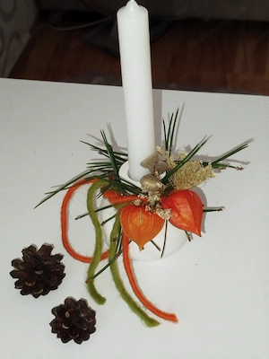 Deko Kerzenständer. Mit Kerze 