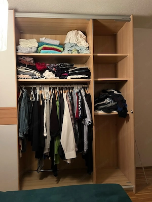 3m Kleiderschrank günstig abzugeben Bild 3