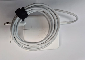 Apple MacBook Pro 16"   i7   16 GB   512 GB SSD   neuwertig   nur 51 Akkuzyklen Bild 5
