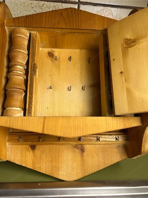 Rustikaler Schlüsselkasten im Landhausstil Bild 3