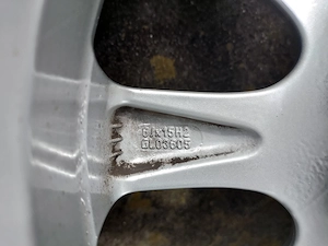 Original Renault Clio Alufelgen mit Continental Winterreifen 185 65 R15 88T Bild 7