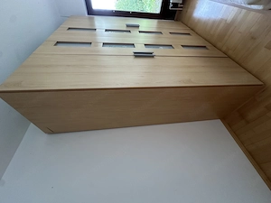 Kleiderschrank Bild 4