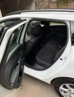 Renault Clio Kombi 0.9 TCe   Baujahr 10 2018  TÜV-Pickerl bis 10 2027 Bild 10