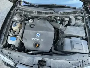 VW Golf IV 1.9 TDI, 90 PS   Bj. 2001 Bild 7