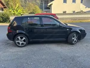 VW Golf IV 1.9 TDI, 90 PS   Bj. 2001 Bild 4