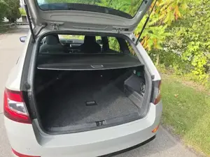 Skoda Octavia Kombi Monte Carlo Edition Bild 6