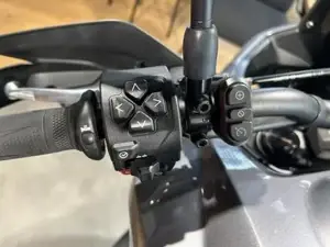 Triumph Tiger Sport 660 Viel Zubehör, Quickshifter! Bild 6