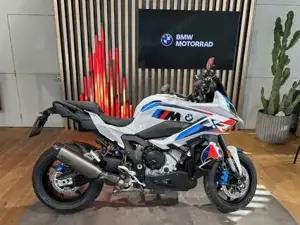 BMW M 1000 XR  Bild 2