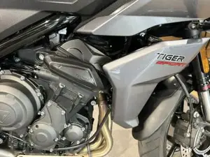 Triumph Tiger Sport 660 Viel Zubehör, Quickshifter! Bild 5