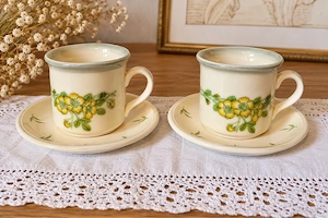 2 Stk. Kaffeetassen mit Untersetzer