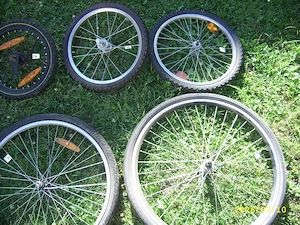 Verschiedene größen an Fahrradfelgen zu Verkaufen  Bild 3