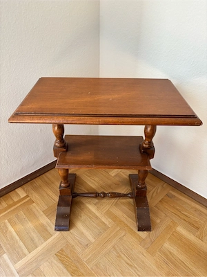 Vintage Beistelltisch aus Holz mit Ablagefach Bild 3