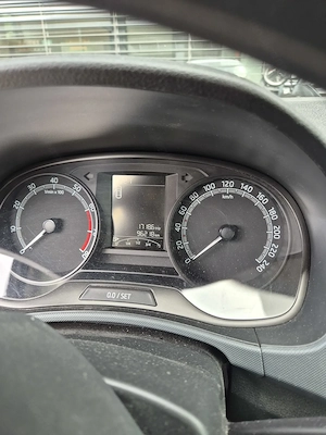 Skoda Fabia Kombi AHK Bild 6