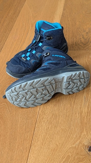LOWA Wanderschuhe Kinder Bild 2