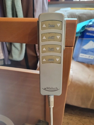 Malsch AYLEEN 200 elektrisches Pflegebett   Krankenbett (3 Jahre alt) Bild 5