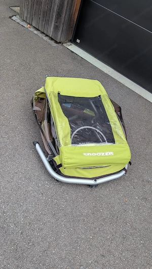 Croozer Kinderanhänger mit Babysitz Bild 3