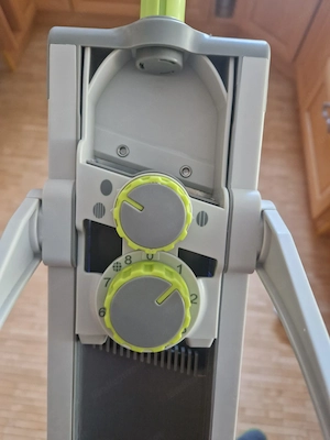 Pampered Chef Mandoline Gemüsefix wie neu Bild 3