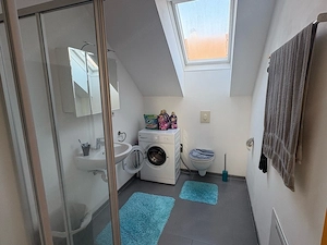 Schöne 2.5 Zimmer Wohnung mit Terrasse  Bild 6