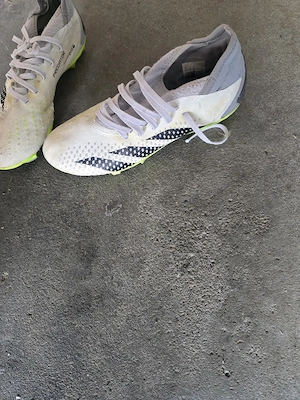 Adidas fussball Schuhe predator gr 39,5 Bild 3