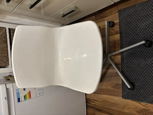 Bürostuhl von Ikea.       
