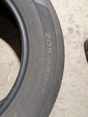 Hankook Sommerreifen 205 65 R17 Bild 4