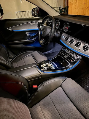 Mercedes-Benz E 220 d   132.000 km   Sehr Gepflegt Bild 7