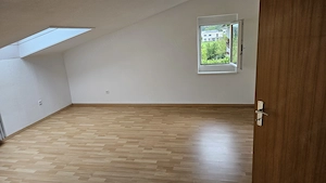 4 Zimmer Wohnung mit traumhaftem Seeblick und Gemeinschaftsgarten  Bild 2