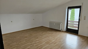 4 Zimmer Wohnung mit traumhaftem Seeblick und Gemeinschaftsgarten  Bild 5