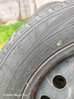 Winterkompletträder Falken 185 65 R15   Kia cee d SW Bild 2