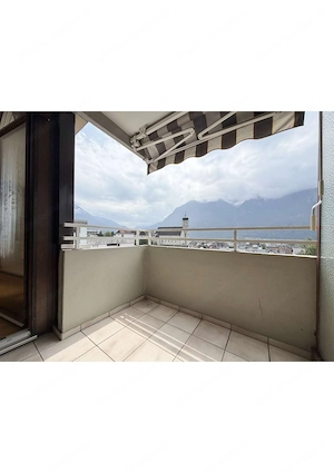 zentrale 2,5-Zimmerwohnung im schönen Oberland Bild 3