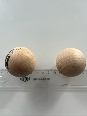  2x Holzkugel   Holzbälle (4 cm Durchmesser)   Top Zustand! Bild 3