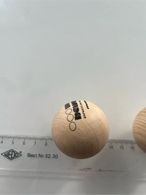  2x Holzkugel   Holzbälle (4 cm Durchmesser)   Top Zustand! Bild 5