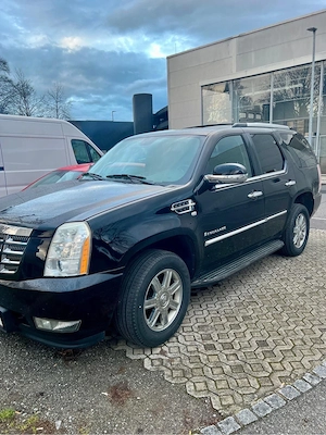 Cadillac Escalade 6.2 V8 AWD    Bild 3