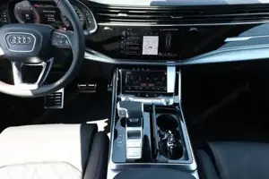 Audi Q8 S line 2xS AssistenzP+ 22Z Laser Pano BO PrivG... Bild 8