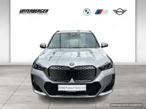 BMW iX1 eDrive20 M Sportpaket Pro // elektr. Sitzverstellung // Driving Assi. Plus // Bild 2