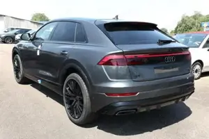 Audi Q8 S line 2xS AssistenzP+ 22Z Laser Pano BO PrivG... Bild 4