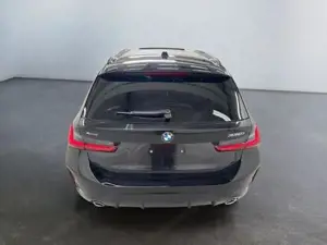BMW  180 kW (245 PS), Tip-/Steptronic, Allrad Bild 6