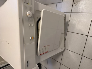 Miele Novotronic Wäschetrockner  Bild 2