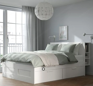 Bett inkl. Lattenrost und viel Stauraum Bild 3