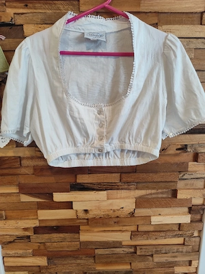 Dirndlbluse  Bild 2