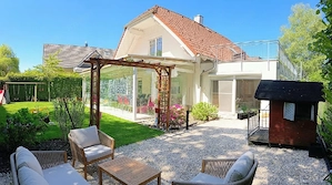 Modernes Einfamilienhaus provisionsfrei, mit Wintergarten, Whirlpool, zentrumsnah in Sackgasse Bild 2