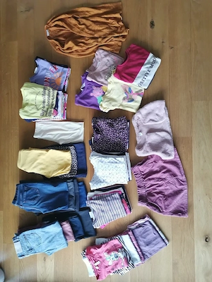 großes Herbst-  Winter Bekleidungspaket für Mädchen in Gr. 122 128
