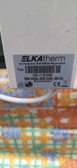 Elektroheizkörper mit Wandhalterung Bild 3