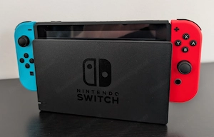 Nintendo Switch von 2022, kaum benutzt Bild 2