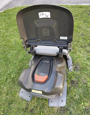 Husqvarna Automower 320 Mähroboter Bild 2