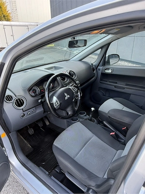 1hand mitsubishi colt  Bild 9